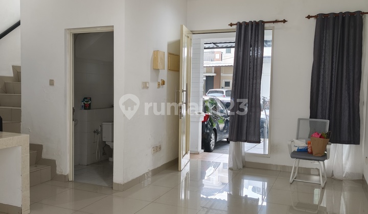 Rumah 2 Lantai Cantik dan Menarik 2