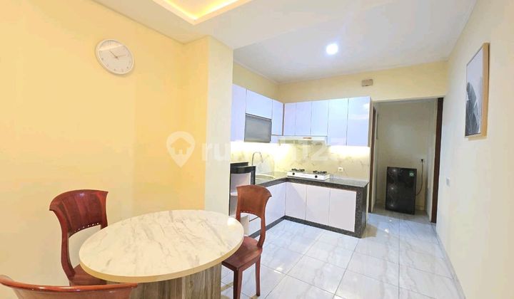 Fully Furnished Town House. Neat, Clean, and Well-Maintained.