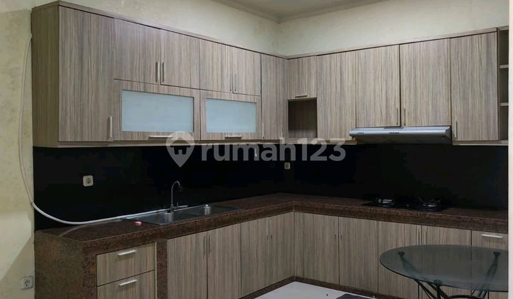 Beautiful and Attractive 2-Story House. Already Renovated. Beautiful and Attractive 2-Story House. Already Renovated.