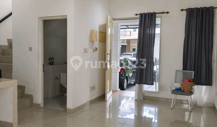 Rumah 2 Lantai,Cantik dan Menarik