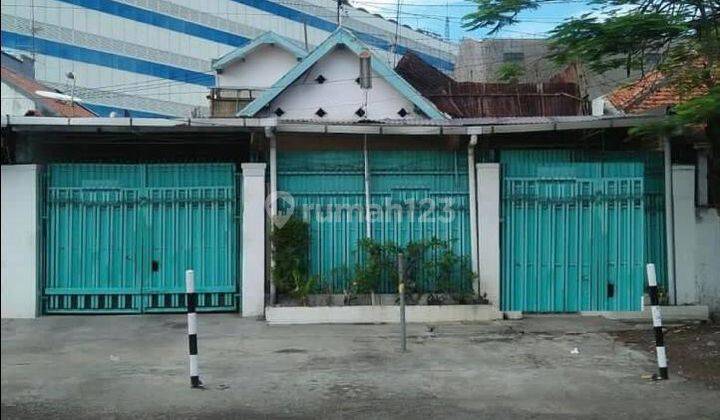 Raya kemayoran hit tanah  1