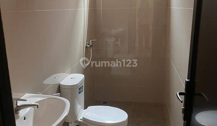 Rungkut mejoyo selatan 2lt