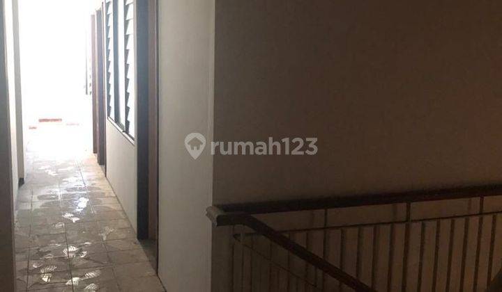 Darmo galleria ruko 4lt 40m dr jalan raya 2