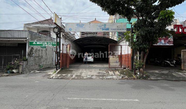 Toko dan rumah kos ngagel rejo hdp jalan raya 2