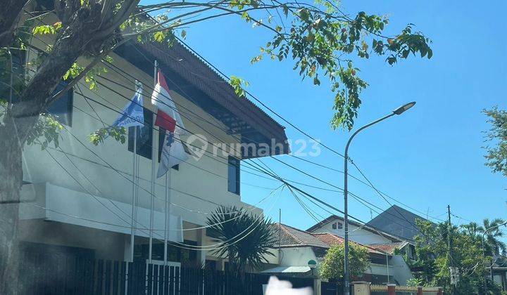 Rumah hok 2lt siap pakai ex kantor 100m dr raya prapen 2