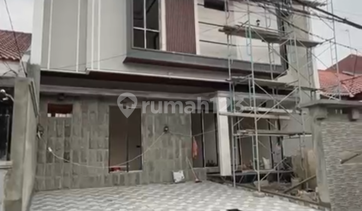 Manyar Jaya Praja Baru 2Lt Manyar Jaya Praja Baru 2Lt