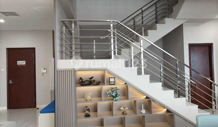 Grand Sungkono Lagoon Penthouse 3Br+1 2