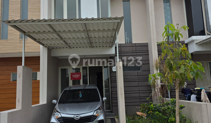 Puri Shafira Menganti Gresik Grand Shanaya 1