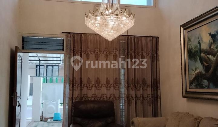 Kertajaya Indah 1st Floor Black Land