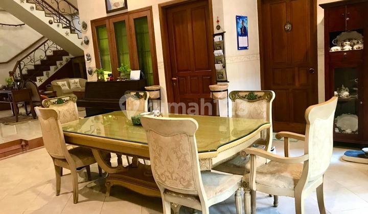 Manyar Kertoadi Ready to Occupy 2-story 2