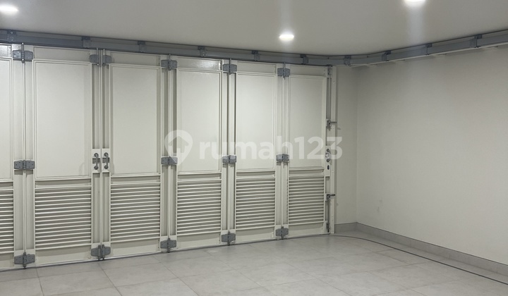 Grand Peninsula New Gress 3 Floors Ready to Occupy