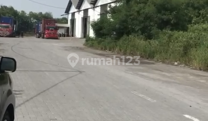 Tambak Osowilangun Akses Kontainer 40 Feet Tambak Osowilangun Akses Kontainer 40 Feet