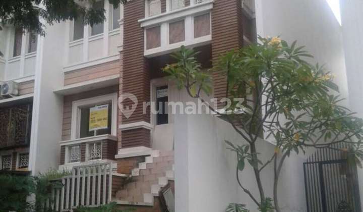 RESIDENTIAL HOUSE IN GARDEN MARBLE PANTAI INDAH KAPUK