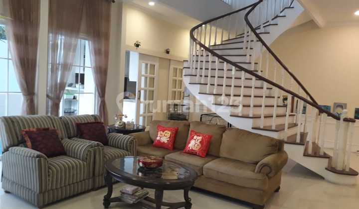 HOUSE IN GRISENDA PANTAI INDAH KAPUK