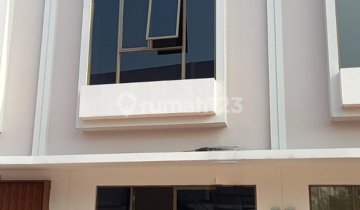 Ruko Baru 2 Lantai Strategis Solvang Grande, Gading Serpong Ruko Baru 2 Lantai Strategis Solvang Grande, Gading Serpong