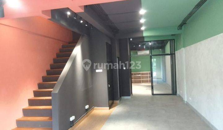 Ruko Palais De Europe Pinggir Jalan 80 m2 HGB Bagus Karawaci 1