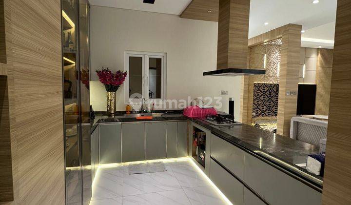 Rumah di Cluster Aquamarine, Pondok Hijau Golf 2 Lantai SHM Bagus 1