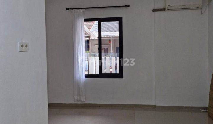 Disewakan Rumah Sektor 1b, Gading Serpong Bagus,semi Furnish 2