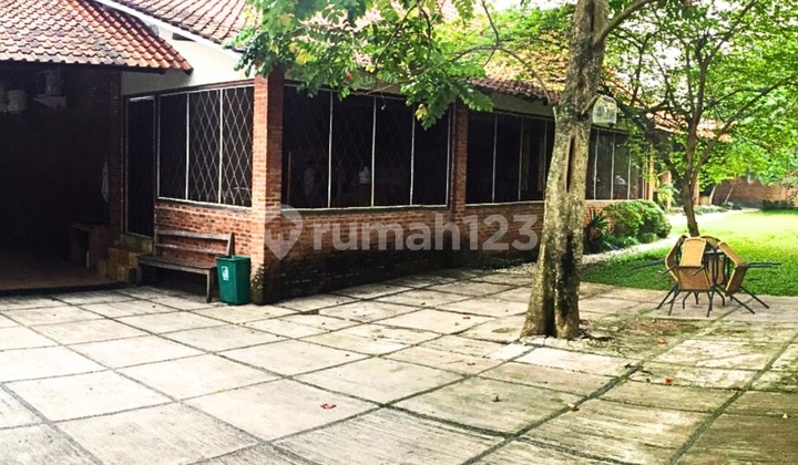 For Sale: Comfortable, Lush Ethnic-Style House in Sawangan, Depok, West Java 2