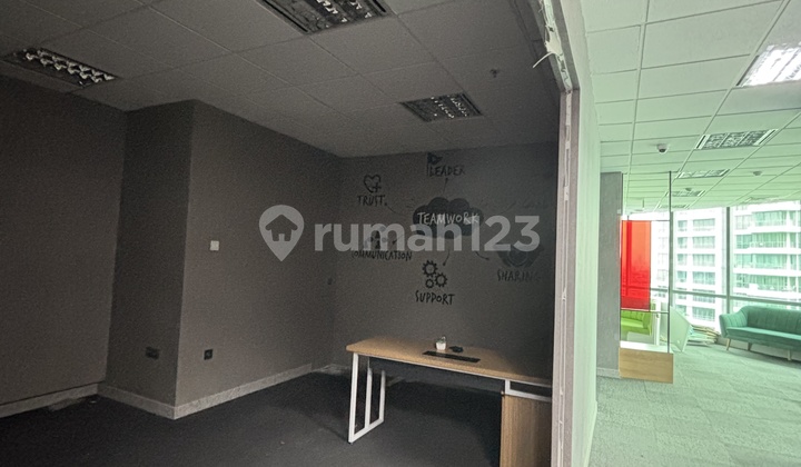 Siap Huni Ruang Kantor St Moritz Puri Kembangan Siap Huni Ruang Kantor St Moritz Puri Kembangan