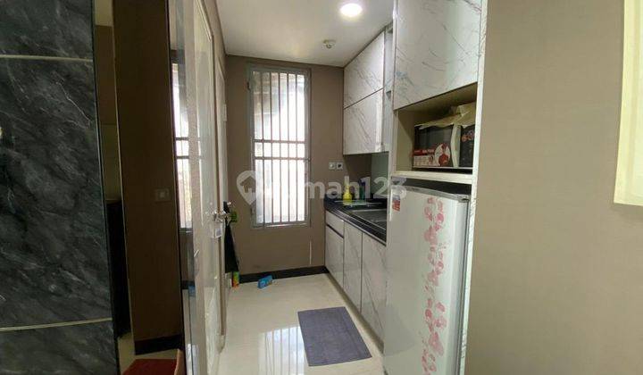 Apartemen St Moritz Tower New Royal 2 Kt Furnished Puri Indah Jakarta Barat 1