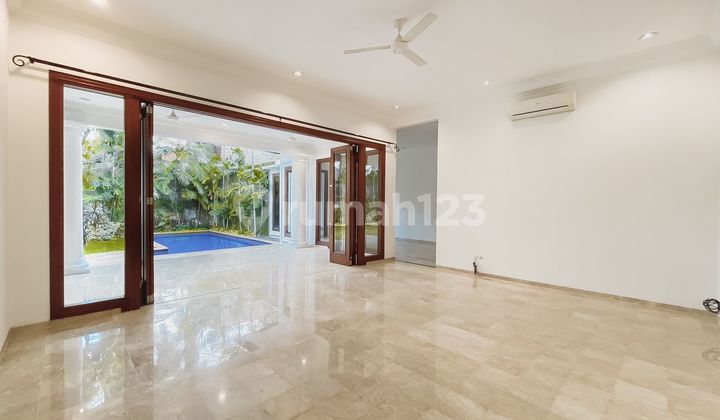 Sebuah Rumah Indah Siap Huni di Kemang Dalam, Jakarta Selatan 2