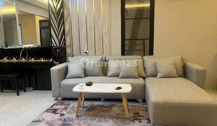 Rumah Baru Dan Bagus Furnished Siap Huni di Lippo Karawaci Tangerang Banten 1