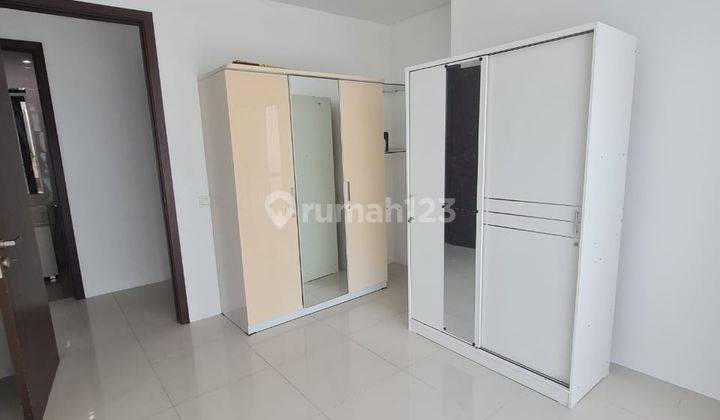 Apartemen St Moritz Tower Presidential 5 Kt Lantai Sedang Semi Furnished Puri Indah Jakarta Barat 2