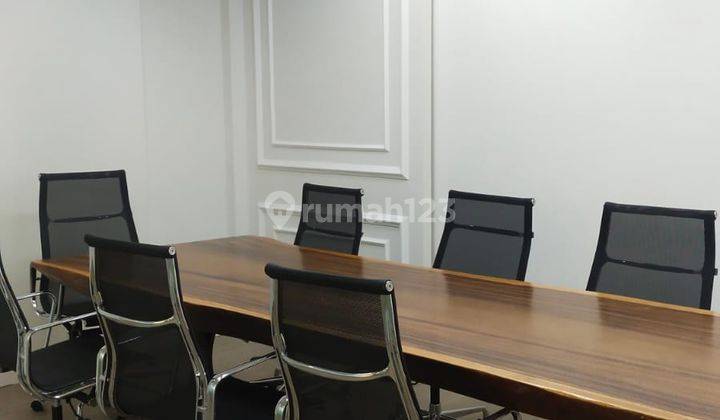 Disewakan Office St Moritz Lantai Sedang Furnished Terkoneksi Ke Mall Lippo Puri Jakarta Barat 1