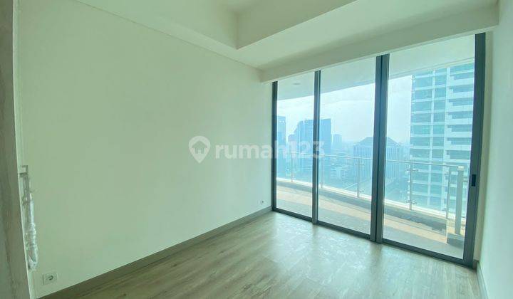 Dijual Apartemen ST Moritz Tower New Presidential 3 KT Unfurnished Lantai Sedang Puri Indah Jakarta Barat 1