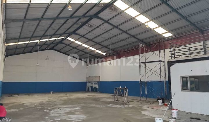 Strategic Ready-to-Occupy Warehouse Near the Highway in Karawaci Tangerang Strategic Ready-to-Occupy Warehouse Near the Highway in Karawaci Tangerang
