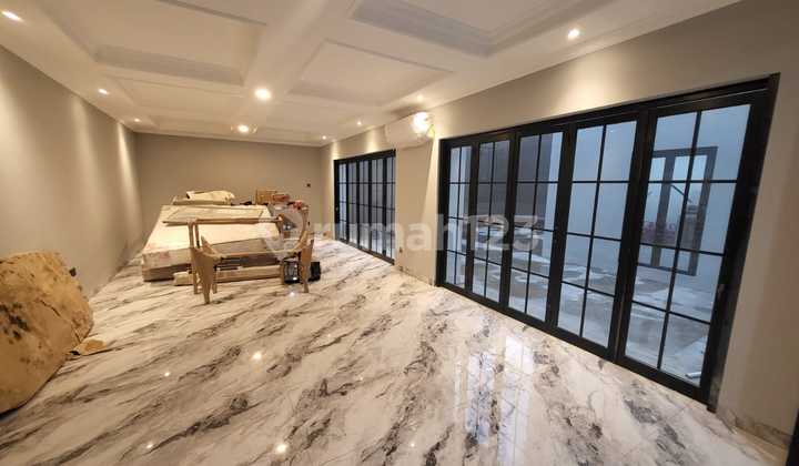 Nice 3-Story House Ready to Occupied in Giriloka BSD Tangerang