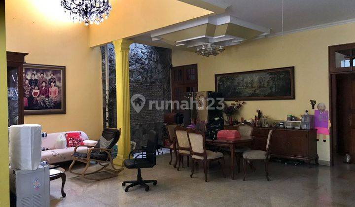 Dijual Rumah Bagus Lokasi Strategis di Gandaria Kebayoran Baru 2