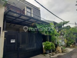 Rumah 2 Lantai Lebar 9 Meter Tídak Bnjr Dan Sangat Aman Rumah 2 Lantai Lebar 9 Meter Tídak Bnjr Dan Sangat Aman