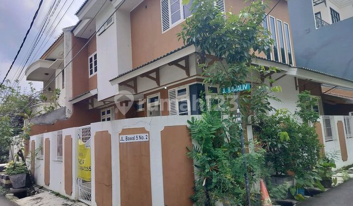 House Width 8 Meters Can Be A Container. Or Retail