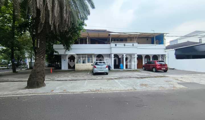 Rumah Pgr Jalan Utama bisa Kntr atau Resto