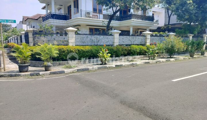 Rumah Huk Jalan Lebar Dekat Lrt Dan Jalan Utama 2