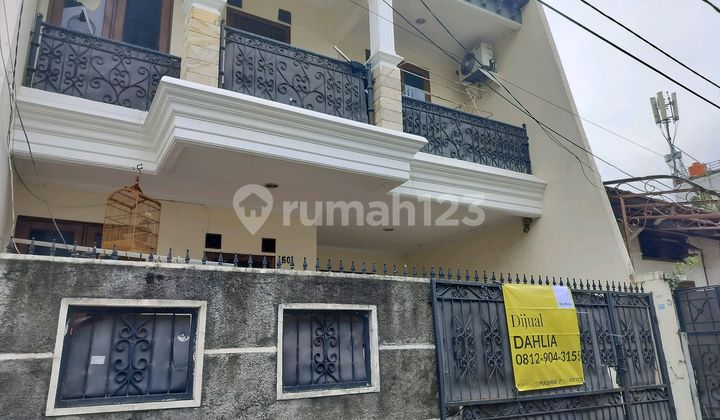 Rumah 90 Meter Lebar 6. Meter Carport 1 Mb