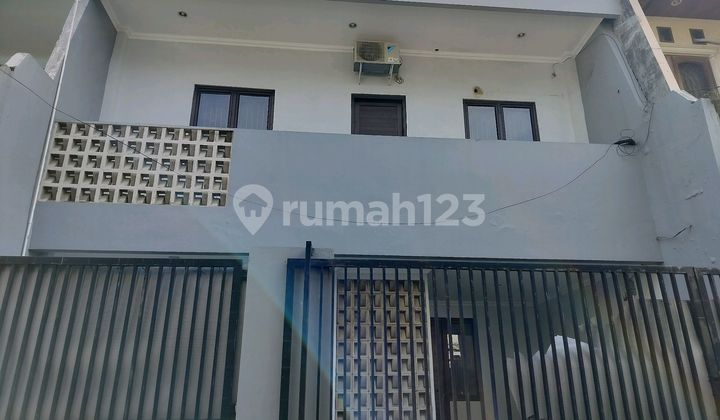 Rumah Sudah Renovasi Dan Cantikdekat Jalur Lrt 2