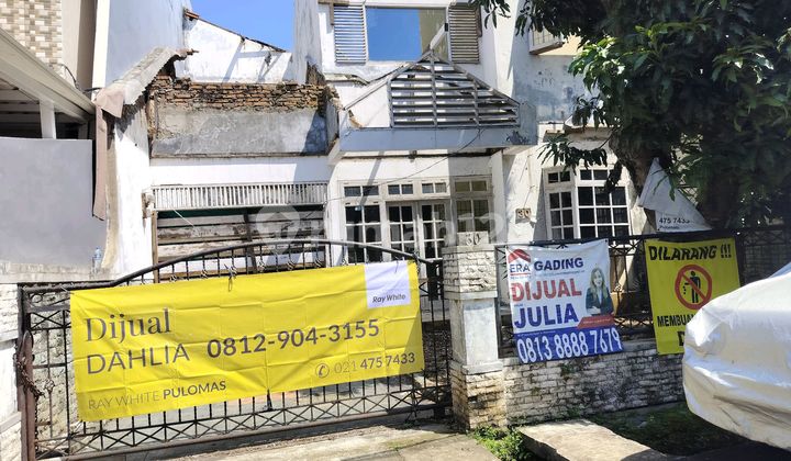 Old House 2 Floors 11 Meters Wide Near Public Facilities