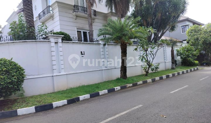 Rumah Huk Cantik Lebar 20M Whitehouse Design