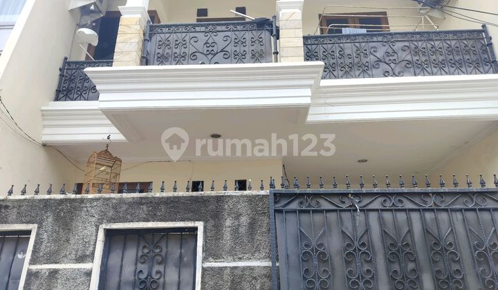 House 90 Meters Wide 6. Meter Carport 1 Mb 2