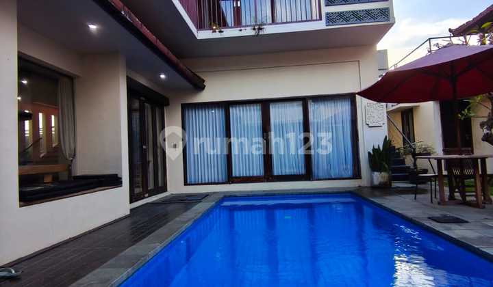 Villa 5 Bedroom Sangat Nyaman Di Jimbaran
