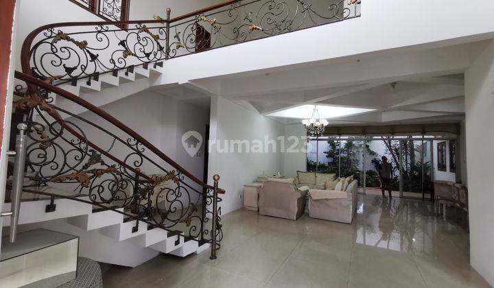 Rumah di Sunrise Garden 2 Lantai SHM Bagus 1
