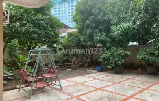 Rumah Hoek, 2 Lt Berlokasi Bagus di Muara Karang Raya Jakarta Utara 2