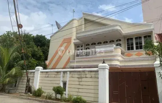 Rumah Hoek, 2 Lt Berlokasi Bagus di Muara Karang Raya Jakarta Utara 1