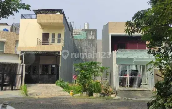 Tanah Lokasi di Perumahan Harga di bawah NJOP Taman Grisenda, Jakarta Utara 1