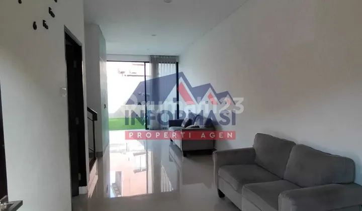 Rumah Minimalis Dalam Komplek Pasar Kemis Tangerang Banten