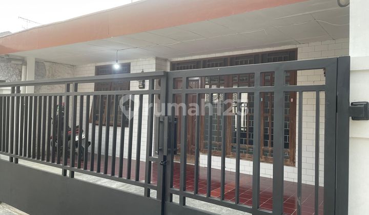 Dijual Segera! Rumah Kost Aktif Penuh Terisi, Lokasi Bantartjati, Bogor, Strategis, Hook. Dijual Segera! Rumah Kost Aktif Penuh Terisi, Lokasi Bantartjati, Bogor, Strategis, Hook.