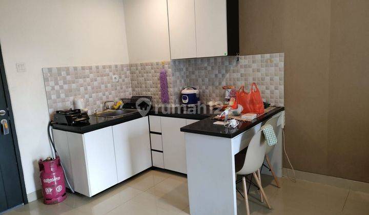 Disewakan Apartemen Skyline Furnish 1BR Lantai 17 Gading Serpong 2